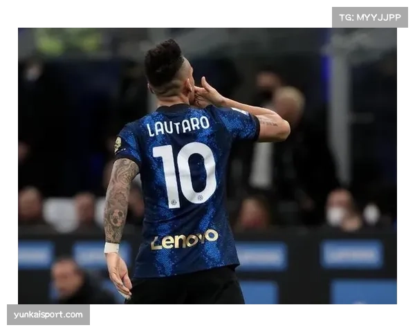 霍伊伦对阵德温特形成碾压 中锋身体对抗成比赛转折